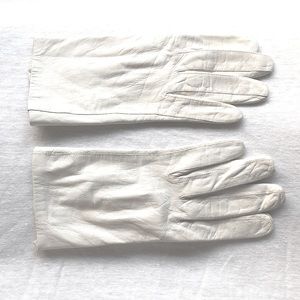I Magnin Leather Gloves White